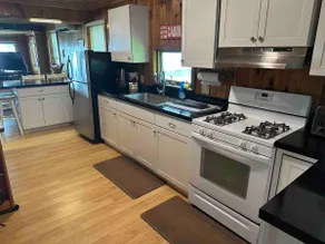 Lake Champlain Cottage - Image 5