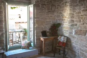 Luxurious traditional stone house in South Chios - Image 5
