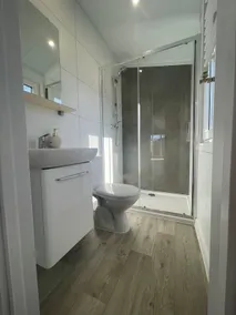 Cozy Chalet at the Beach in Petten, Netherlands - Image 3
