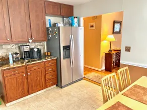 Charming Bright Spacious 3BR 2BT near South River - Image 5