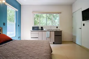 Tanzania Suite, private, in a residential area - Image 4