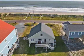 Unique both Beach and Bayfront House- very private - Image 4