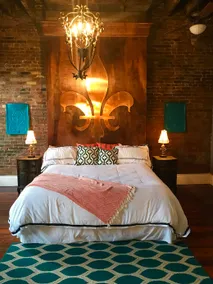 Massey’s on Washington - Riverside Loft - Image 2