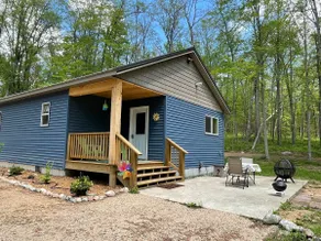 Peacock Trail Cabin #1 - Image 3
