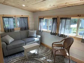 Cozy Cabin with Lake Access - Image 5