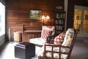 A Shepherd’s Retreat: Stunning Mountain View - Image 4