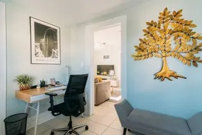 Charming Travel Nest - Image 4