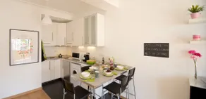 Urban Lisbon Living · Central, Metro, Work-Leisure - Image 5