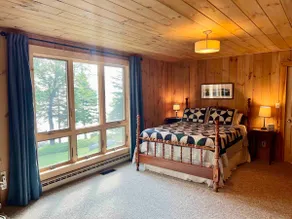 Gorgeous 4 Bedroom Lakefront Camp - Image 4