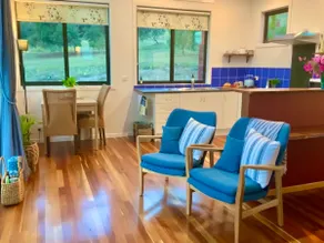 Tinderbox Peninsula Chalets - Birdsong - Image 4