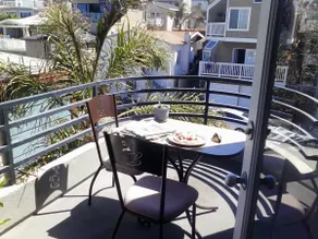 Enjoy the ocean air just two blocks from the sand! - Image 2