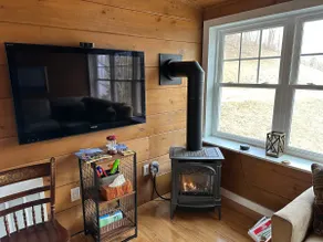 Hawks Landing - Your Romantic Getaway! New Pricing - Image 4