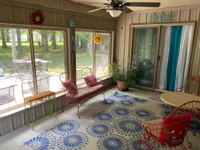 Shady Lakes Escape - Image 3