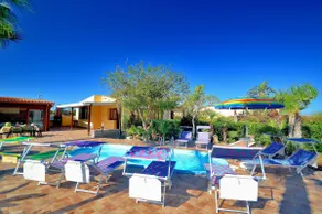 Villa Minoa con piscina - Image 5