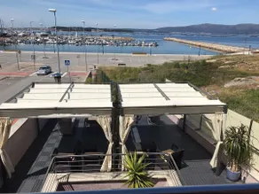 Apartment with views and a terrace - Image 2