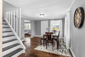 Newly Renovated, Brand New Furnishings, King Bed! - Image 4