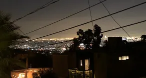 Private Loft In Hollywood Hills (by Universal) - Image 4