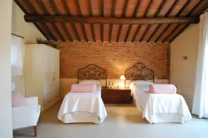 Cottage in Val di Chiana - Image 4
