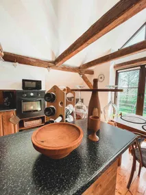 Studio apartmen in family house - Image 5