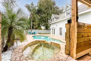 Stunning Orlando Getaway w/Spa & Heated Pool - Image 4