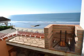 Beachfront penthouse apartment - Image 2