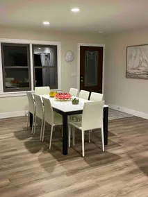 Spacious Lakefront 3Br 3Ba Home - Image 5