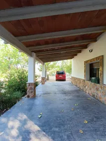 Arroyo's country house in a spectacular setting - Image 4