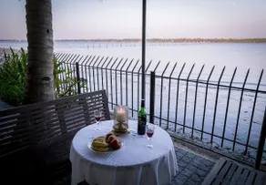 Water front Cottage With Marina View - Image 3