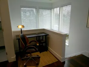 Cottage with excellent location and views - Image 2