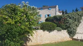 4 bedroom house + pool in the heart of vineyards - Image 4