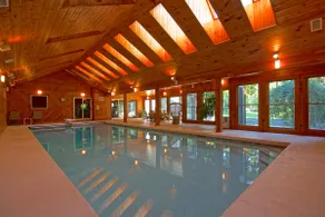 Hallenbad, 2 Meilen vom Meer, 7.000 Quadratmeter Luxusvilla - Image 2