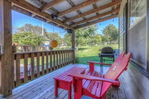 1 of a Kind Guesthouse on 4 Acres. Dogs allowed - Image 5