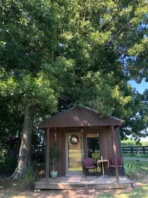 Hummingbird Haven Cabin at Kingdom Acres - Image 3