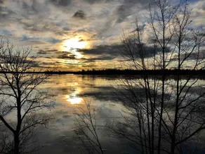 Your own private getaway on Pushaw Lake! - Image 5