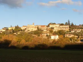 House in an ancient Umbrian village - Image 2