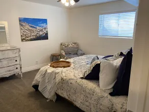King Bed•HotTub•Base of Canyons•Extra Parking - Image 5