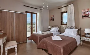 Orelia Cretan Deluxe Apartments - Image 4