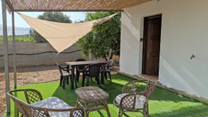 House with Garden - Image 4