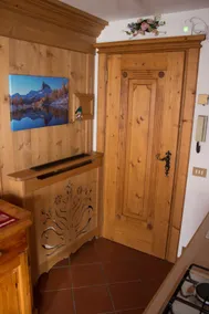 Crystal Suite - solrig, Wi-Fi, balkon, parkering, bus på 130mt - Image 2
