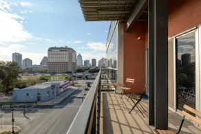 Stay on 6th Street | Walk to Convention Center - Image 4
