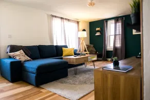 Cozy & Clean Entire Home in Saint Joseph - Image 3