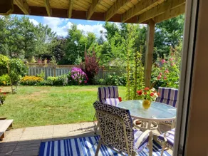 BEAUTIFUL SUITE, PRIVATE PATIO - PARK/GRAND RIVER - Image 4