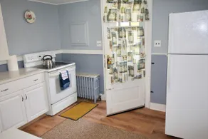 Center of Litchfield House - Walk to Town! - Image 3