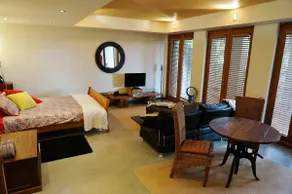 Spacious studio near Austi beach - Image 3
