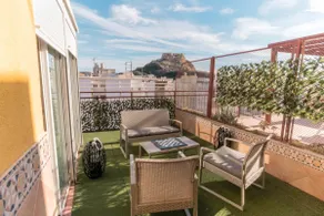 Smuk Penthouse i centrum af Alicante - Image 2