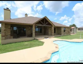 Luxury country home - Image 2