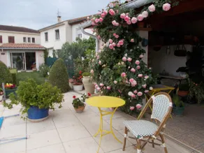 Comfortable 110m² apartment, garden, pool, calm - Image 4