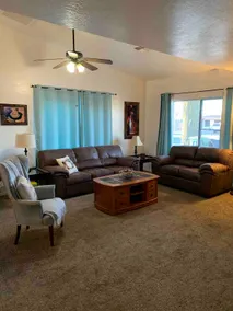 Powell Beachwood Bungalow - Image 2