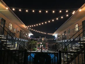 ENTIRE Fresno/Clovis - Poolside suite - Image 4