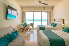 An apartment facing the sea and pool-hotel area - Image 5